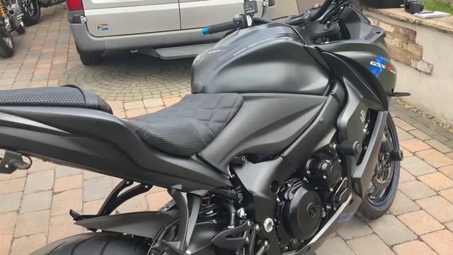 20 Suzuki GSX-S 1000F