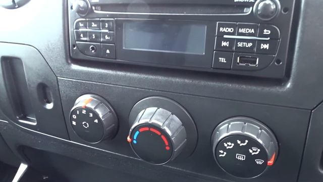 HY66EDK - Renault Master FWD Lm35dCi 125ps LWB Business Medium