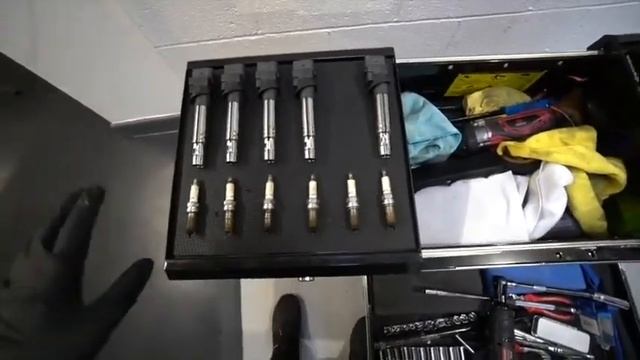 TR Hamza Restores His VW Passat R36