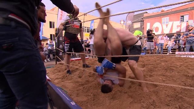 РАЗРУШИТЕЛЬ против ЧЕЧЕНСКОГО БОЙЦА  !!! Крутой Бой !!!