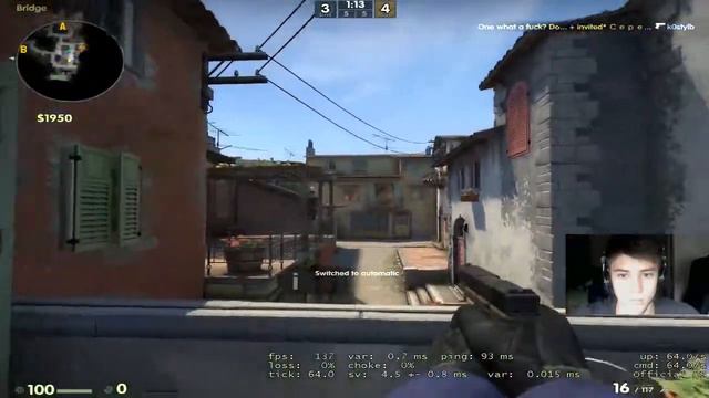 Смотрим видосики, слушаем музычку, музыку можете заказывать, Играем в игрушки.