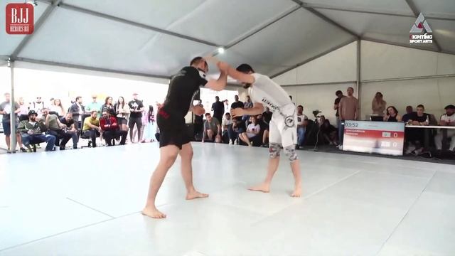 Fe0eef22a20f8c621809b67dc87c0deb