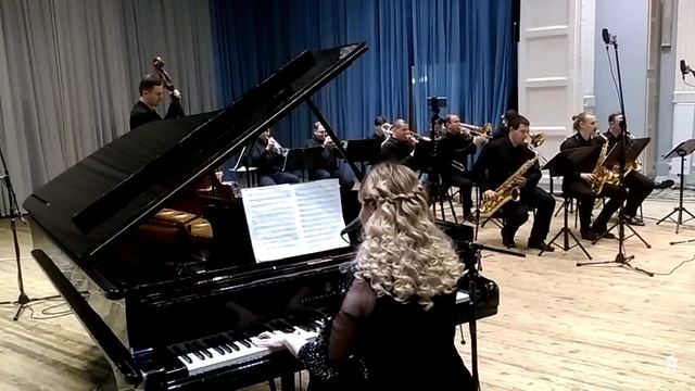 Can't Buy Me Love.mp4