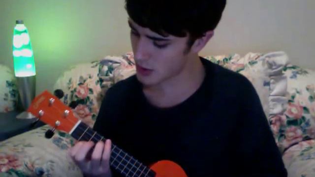 Moon River - Audrey Hepburn (Breakfast At Tiffany's) Ukulele Cover