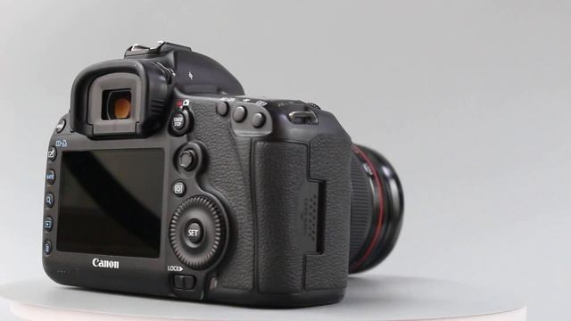 Фотоаппарат Canon 5D Mark III Kit 24-70 F2.8