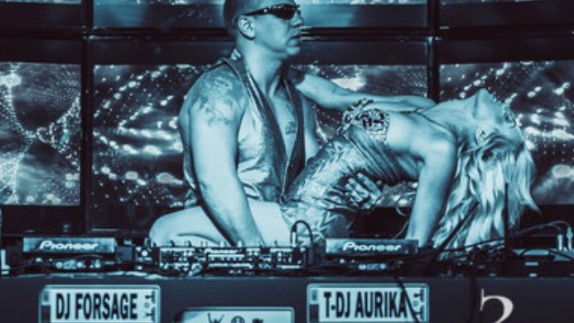 Anonim Mix-DJ Forsage & Topless DJ Aurika