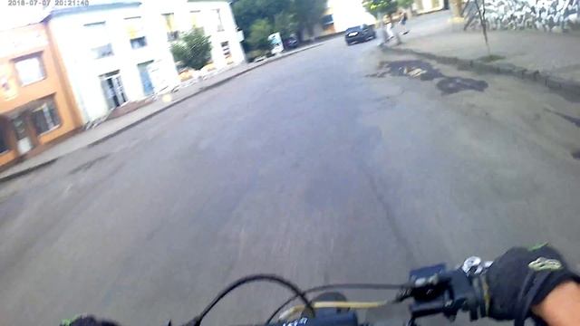Покатушки на пит байке №1(небольшая часть с него)