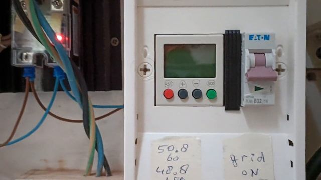 Deye Hybride 8kW: Power Dip (40V) During Transfer From Grid To Battery.