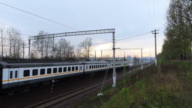 Весна: ЭП2Д, ЭД4М Рэксы, ЭД4МКУ, ВЛ10У/ВЛ11, ЭП20...движение поездов по станции Нара, МЖД. 4.05.202