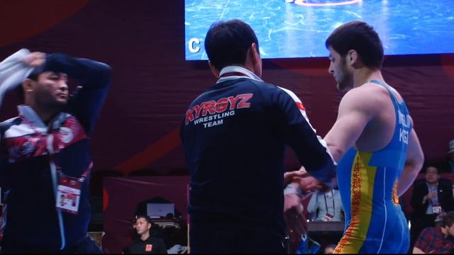1/4 FS - 74 Kg: D. ORAZGYLYJOV (TKM) V. M. EVLOEV (KGZ)