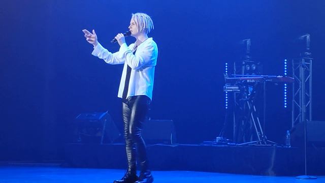 F976184e760df8db8e4812c4639fb593