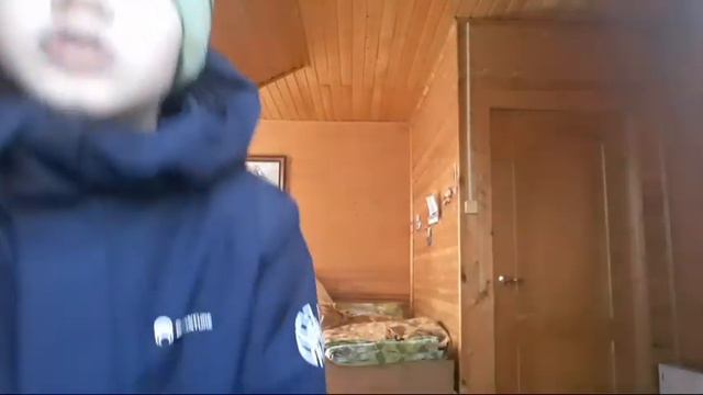 Сиреноголовый живёт у девушки в лесу