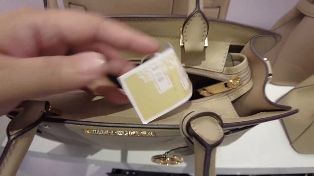 Outlet Village Dubai Super Sale Hunt