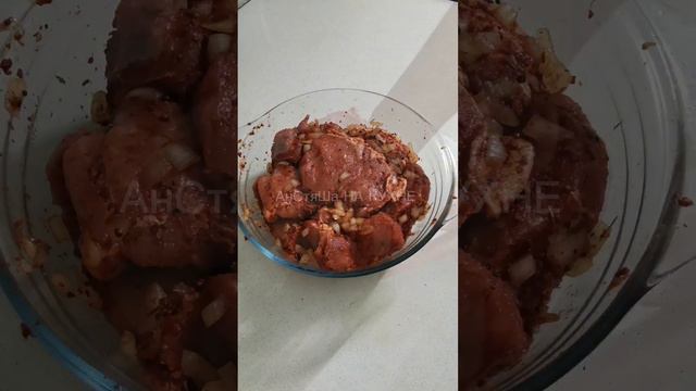 ТЕПЕРЬ ШАШЛЫК МОЖНО НЕ ГОТОВИТЬ. МЯСО, КАК ШАШЛЫК ЛЕГКО ПРИГОТОВИТЬ ДОМА НА СКОРУЮ РУКУ.