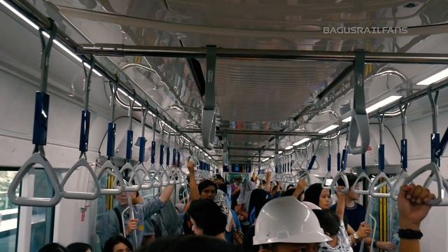 Kursi MRT Kok Plastik ? Kayak Metro Mini... (MRT Jakarta) #InTrainExperience 9