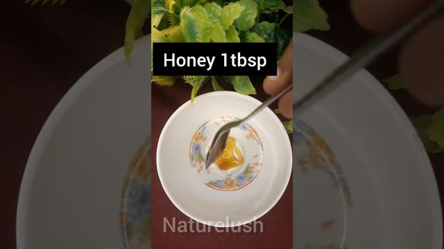 Skin Whitening  Cream|moisturiser At Home|DIY Tips#beauty#challenge#curd#honey#cream#makeup#tutoria