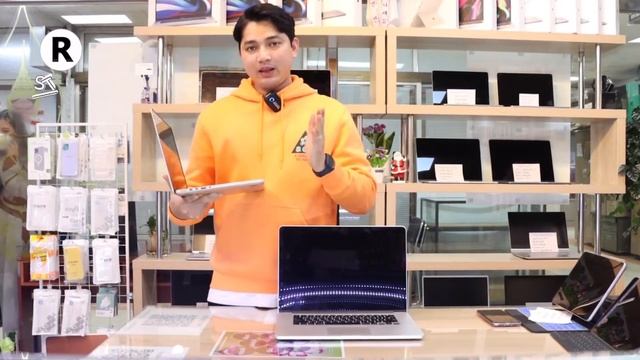 Macbook Pro 2015 អាតូច និង អាធំ មួយណា ដែលបងប្អូនស្រលាញ់?