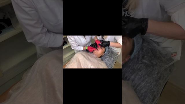 Обучение «Увеличение губ»