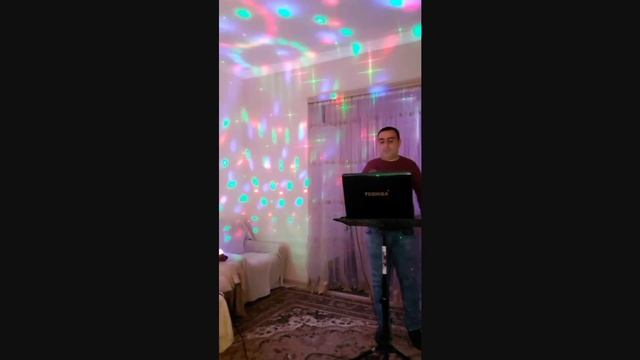 ROMAN MUSIC - Ashxarh merna