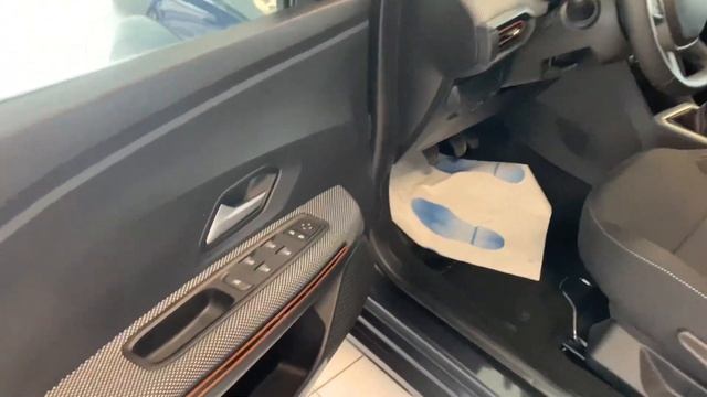 Présentation, essai statique NOUVELLE DACIA SANDERO STEPWAY CONFORT 2023 TCE 90 ch BVM6