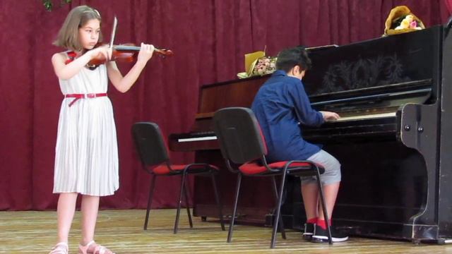 Luca Tkeshelashvili, Nino Namitcheishvili - Riding Concert