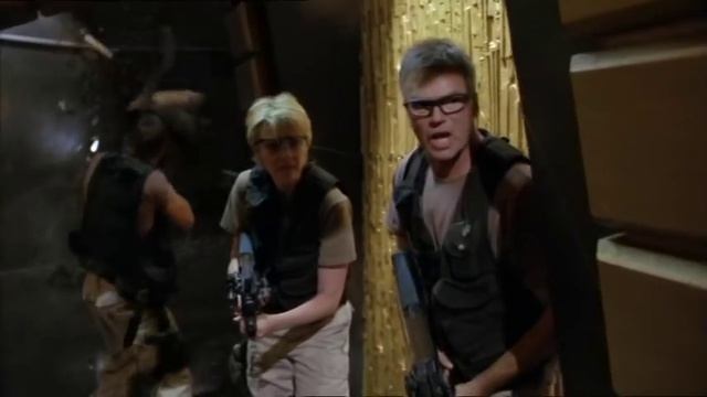 Stargate SG1 Vs Replicators