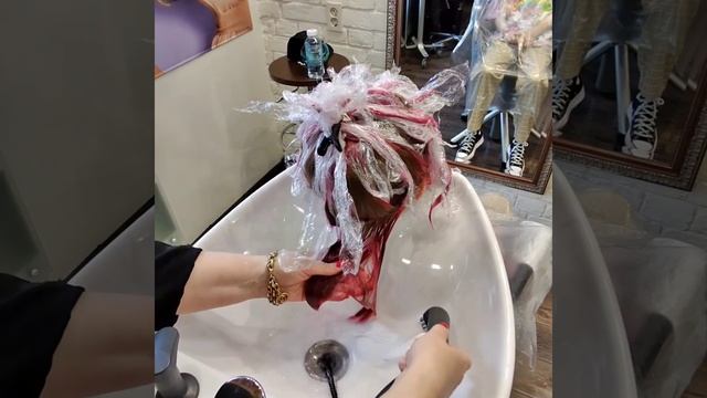 скользящая техника мелирование с оттенком фуксия  для юной леди ?