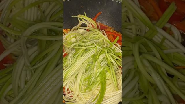 Соба с овощами и тофу