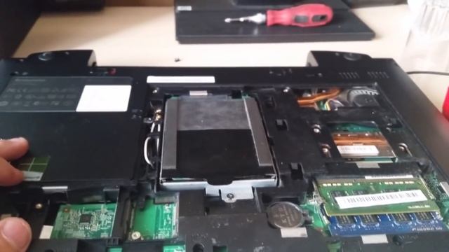 Не заходит в BIOS Lenovo B590 20208