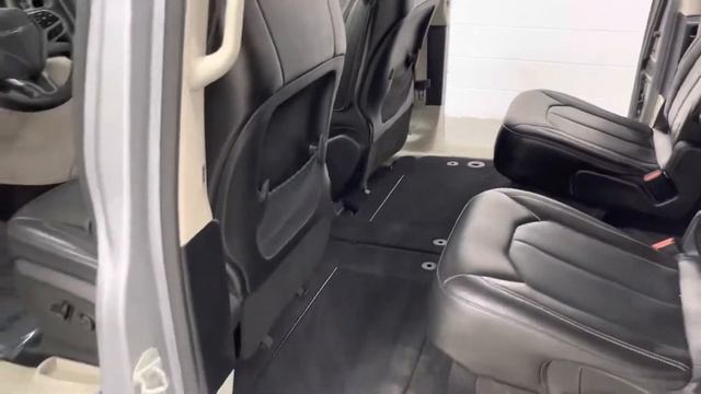 2020 Chrysler Voyager LXI (XYZ Motors)