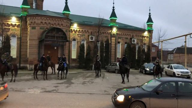 Конная прогулка по селу 23.02.2020. с.Новые-Атаги. Мечеть 🕌 сердце Атаги