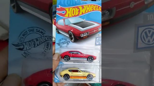 Hot Wheels Volkswagen SP2 Merah Kuning