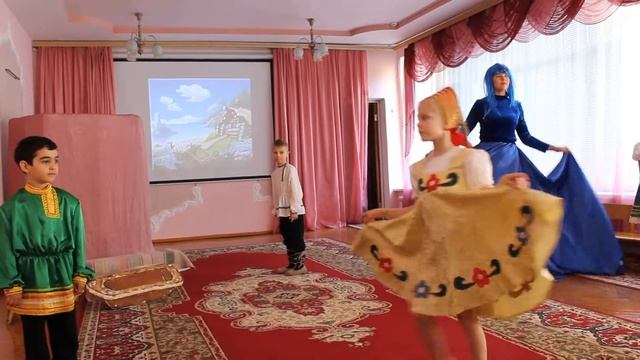 Театрализованная постановка по сказке А.С. Пушкина Сказка о рыбаке и рыбке