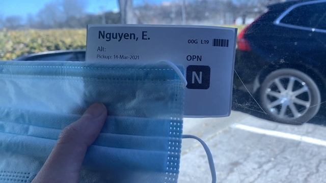 Getting My Macbook Screen Replaced... (EXTREMELY EXCITING!!!)