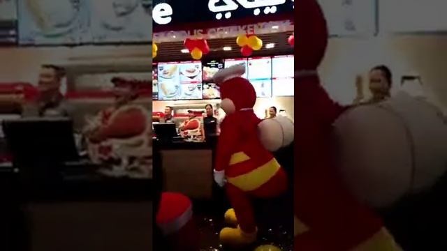 Jollibee UAE Opens In Sahara Centre Mall Sharjah