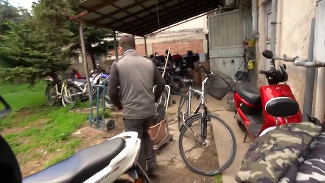 ο Νούλας θέλει κόντρα: YAMAHA 125 Vs HONDA 125