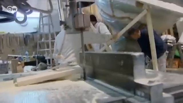 Las Fallas - La Fiesta De La Primavera En Valencia | Euromaxx