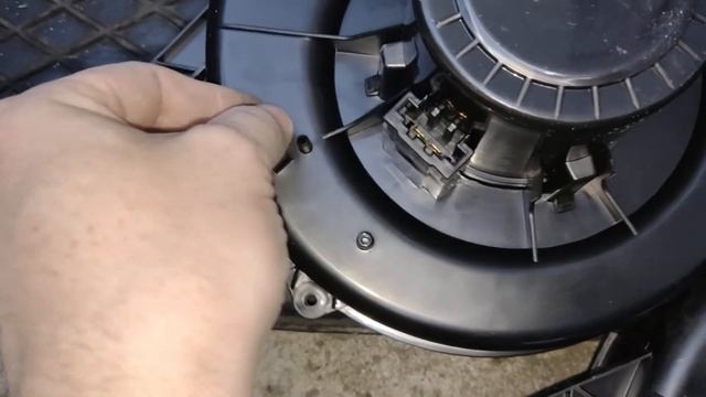 ЗАМЕНА вентилятора печки ШКОДА ФАБИЯ 1 / Замена фильтра салона Skoda Fabia I