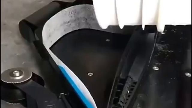 Инструмент для проклейки швов ГВЛ и ГКЛ