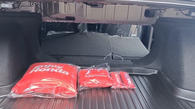 HONDA CIVIC EHEV RS สีดำคริสตัล 1,265,000 ติดชุดแต่งMODULOแท้ Byเซลล์เมล์โคราชฮอนด้าหน้าเซฟวัน