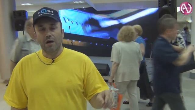 PANASONIC D10-RW/AU: светодиодный экран на стенде T-Audio