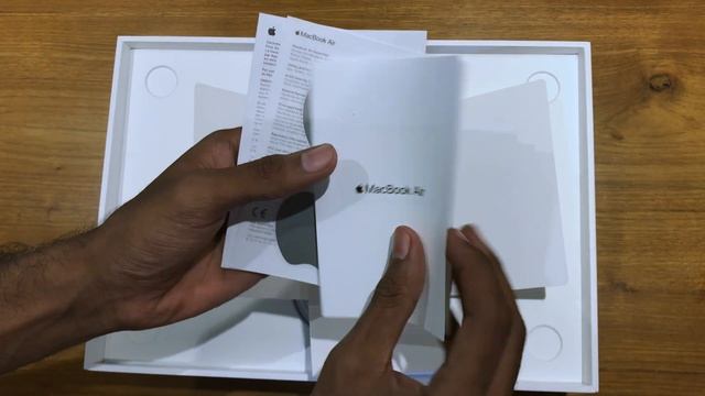 Apple MacBook Air 2019 Unboxing