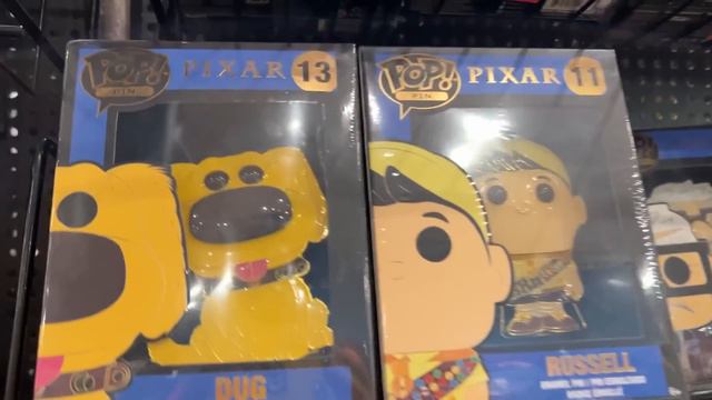 IS THIS NORMAL? Searching For Pokémon Cards In New York!