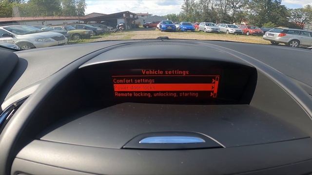 How to Enable or Disable Delayed Door Lock in Opel Zafira C ( 2011 - 2019 )