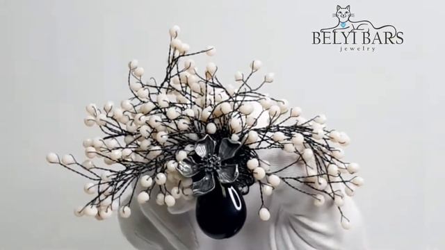 Брошь с черным камнем