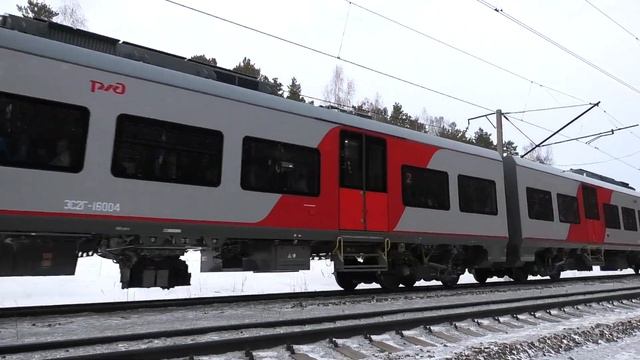 ЭТ2М-034 в Каменск-Уральский и встречная ЭС2Г-160 