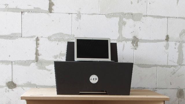 ROOM IN A BOX Monkey Desk - Aufbauanleitung