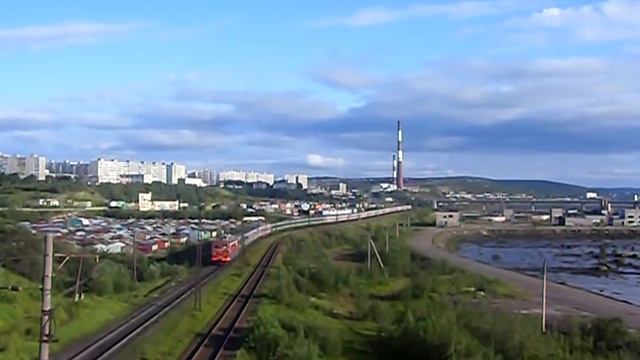 Питерский поезд прибывает в Мурманск
