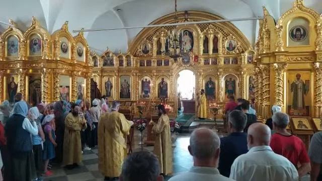 Славных и всехвальных первоверховных апостолов Петра и Павла