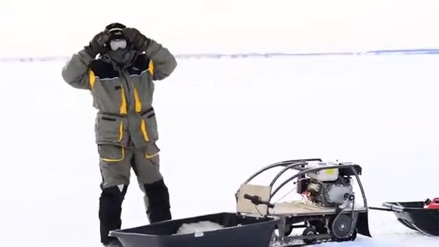 Снежек ТТ в рулем на motobob.ru